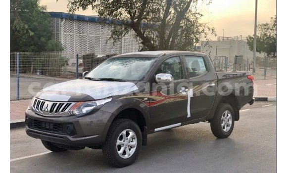 Nunua Imported Mitsubishi L200 Brown Gari ndani ya Import - Dubai nchini Arusha Nunua Imported Mitsubishi L200 Brown Gari ndani ya Import - Dubai nchini Arusha
