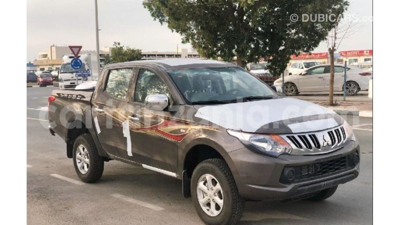 Big with watermark mitsubishi l200 arusha import dubai 8356