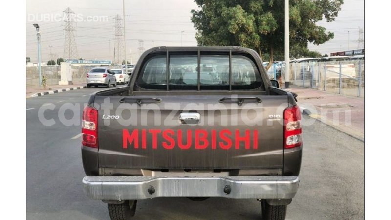 Big with watermark mitsubishi l200 arusha import dubai 8356