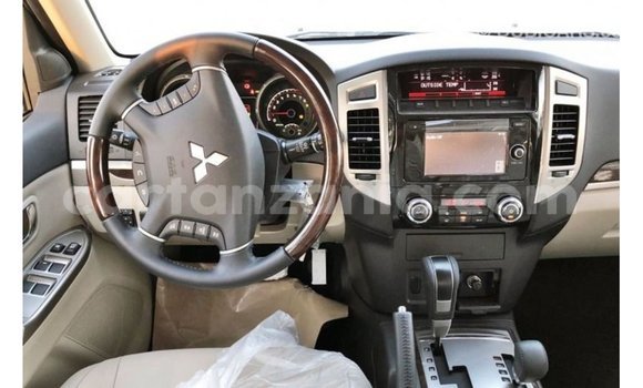 Buy Import Mitsubishi Pajero Black Car in Import - Dubai in Arusha Buy Import Mitsubishi Pajero Black Car in Import - Dubai in Arusha
