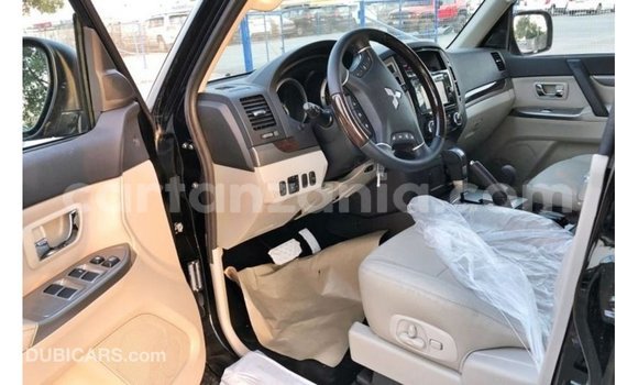 Buy Import Mitsubishi Pajero Black Car in Import - Dubai in Arusha Buy Import Mitsubishi Pajero Black Car in Import - Dubai in Arusha