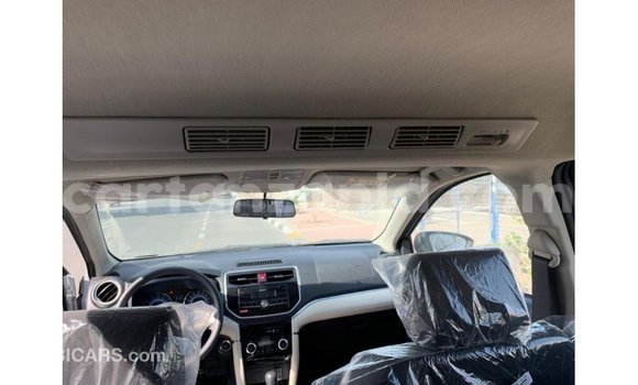 Nunua Imported Toyota Rush Nyingine Gari ndani ya Import - Dubai nchini Arusha Nunua Imported Toyota Rush Nyingine Gari ndani ya Import - Dubai nchini Arusha