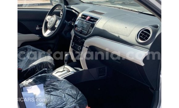 Nunua Imported Toyota Rush Nyingine Gari ndani ya Import - Dubai nchini Arusha Nunua Imported Toyota Rush Nyingine Gari ndani ya Import - Dubai nchini Arusha