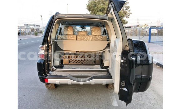 Nunua Imported Mitsubishi Pajero Nyeusi Gari ndani ya Import - Dubai nchini Arusha Nunua Imported Mitsubishi Pajero Nyeusi Gari ndani ya Import - Dubai nchini Arusha