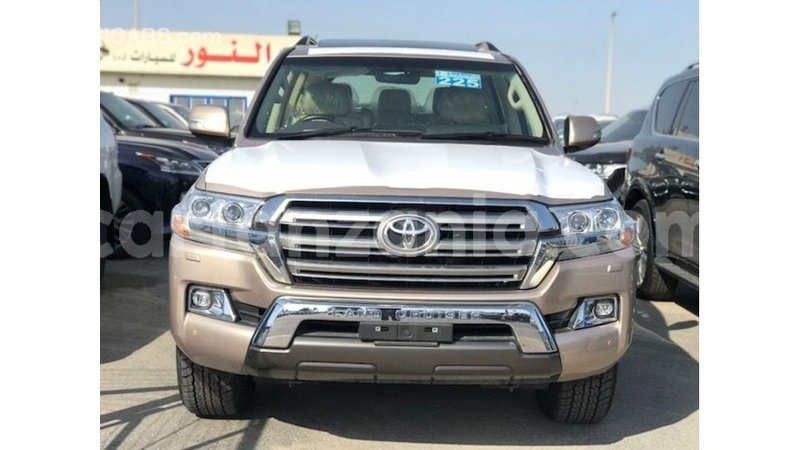 Big with watermark toyota land cruiser arusha import dubai 8366