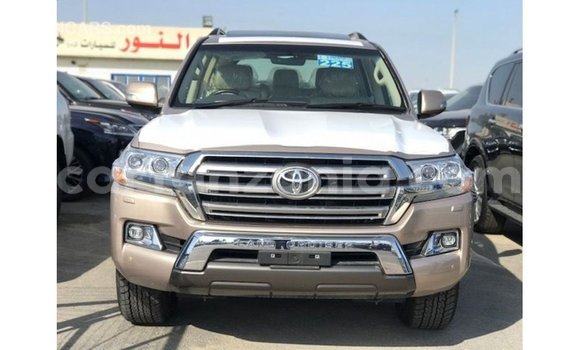 Nunua Imported Toyota Land Cruiser Nyingine Gari ndani ya Import - Dubai nchini Arusha Nunua Imported Toyota Land Cruiser Nyingine Gari ndani ya Import - Dubai nchini Arusha