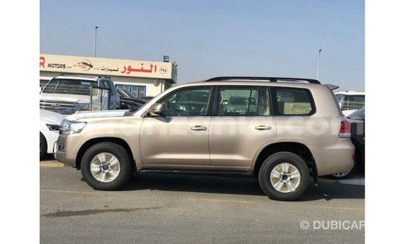 Nunua Imported Toyota Land Cruiser Nyingine Gari ndani ya Import - Dubai nchini Arusha Nunua Imported Toyota Land Cruiser Nyingine Gari ndani ya Import - Dubai nchini Arusha