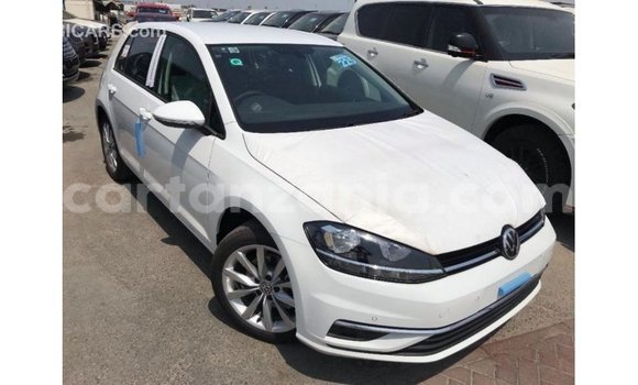 Nunua Imported Volkswagen Golf Nyeupe Gari ndani ya Import - Dubai nchini Arusha Nunua Imported Volkswagen Golf Nyeupe Gari ndani ya Import - Dubai nchini Arusha
