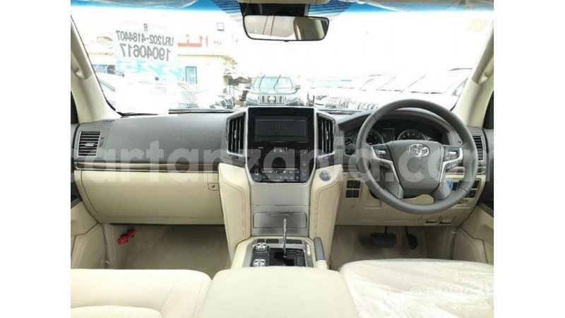 Big with watermark toyota land cruiser arusha import dubai 8375