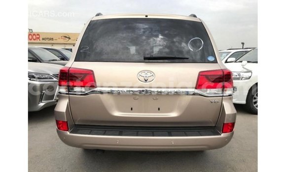Buy Import Toyota Land Cruiser Other Car in Import - Dubai in Arusha Buy Import Toyota Land Cruiser Other Car in Import - Dubai in Arusha