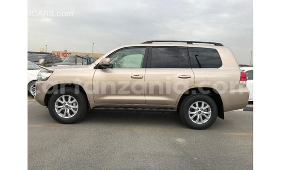 Buy Import Toyota Land Cruiser Other Car in Import - Dubai in Arusha Buy Import Toyota Land Cruiser Other Car in Import - Dubai in Arusha