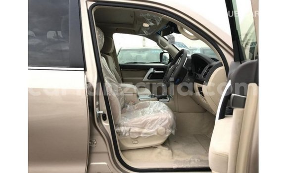 Buy Import Toyota Land Cruiser Other Car in Import - Dubai in Arusha Buy Import Toyota Land Cruiser Other Car in Import - Dubai in Arusha