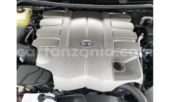 Buy Import Toyota Land Cruiser Other Car in Import - Dubai in Arusha Buy Import Toyota Land Cruiser Other Car in Import - Dubai in Arusha