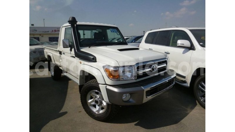 Big with watermark toyota land cruiser arusha import dubai 8376