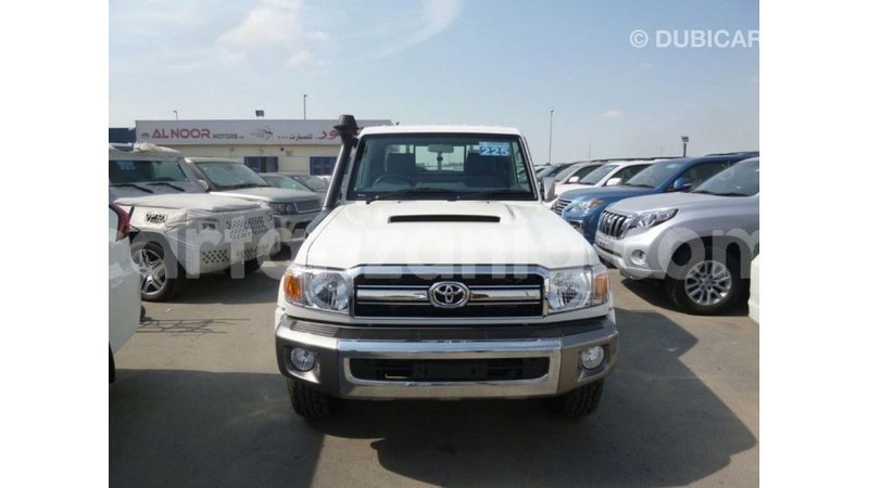 Big with watermark toyota land cruiser arusha import dubai 8376