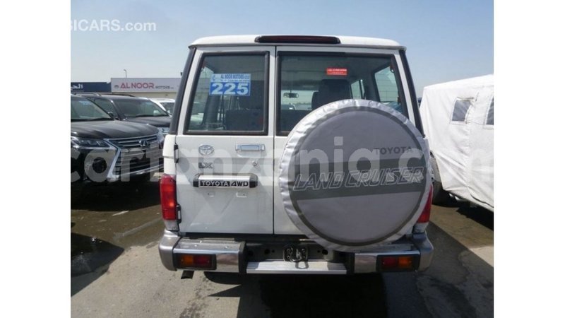 Big with watermark toyota land cruiser arusha import dubai 8377