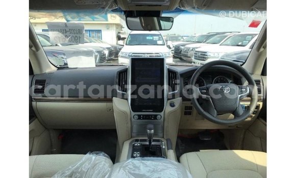 Buy Import Toyota Land Cruiser Other Car in Import - Dubai in Arusha Buy Import Toyota Land Cruiser Other Car in Import - Dubai in Arusha