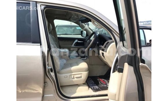 Buy Import Toyota Land Cruiser Other Car in Import - Dubai in Arusha Buy Import Toyota Land Cruiser Other Car in Import - Dubai in Arusha