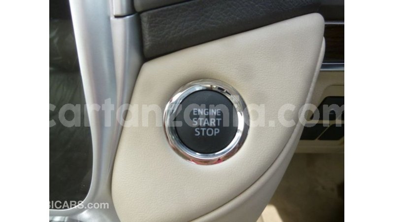 Big with watermark toyota land cruiser arusha import dubai 8379