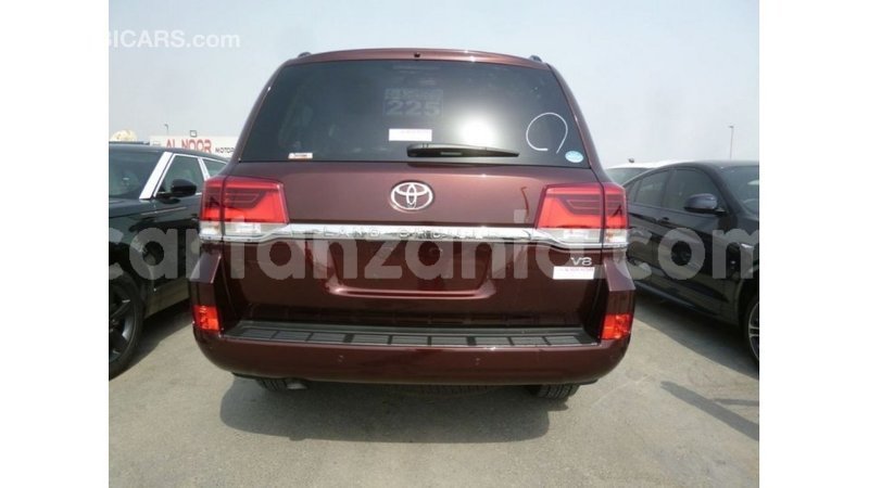 Big with watermark toyota land cruiser arusha import dubai 8381