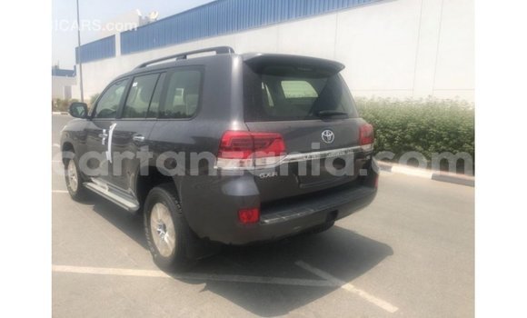 Buy Import Toyota Land Cruiser Other Car in Import - Dubai in Arusha Buy Import Toyota Land Cruiser Other Car in Import - Dubai in Arusha
