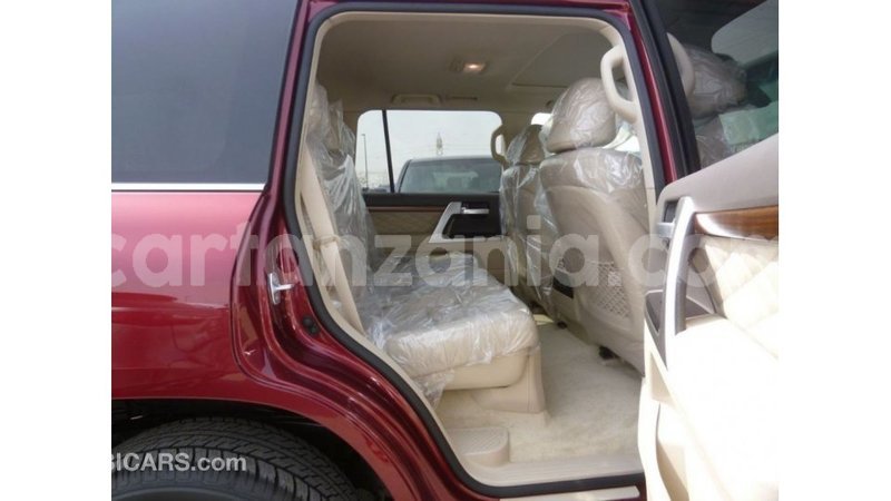 Big with watermark toyota land cruiser arusha import dubai 8383