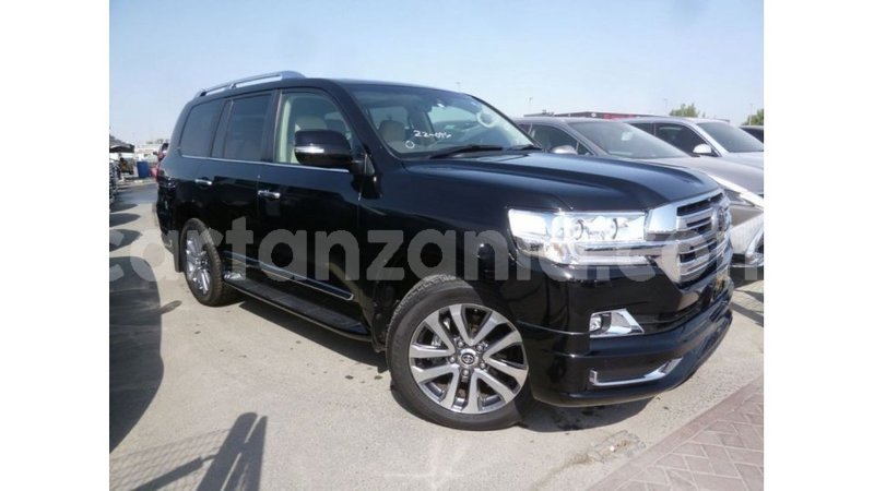 Big with watermark toyota land cruiser arusha import dubai 8385