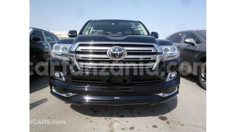 Big with watermark toyota land cruiser arusha import dubai 8385