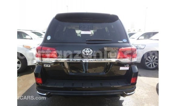 Nunua Imported Toyota Land Cruiser Nyeusi Gari ndani ya Import - Dubai nchini Arusha Nunua Imported Toyota Land Cruiser Nyeusi Gari ndani ya Import - Dubai nchini Arusha