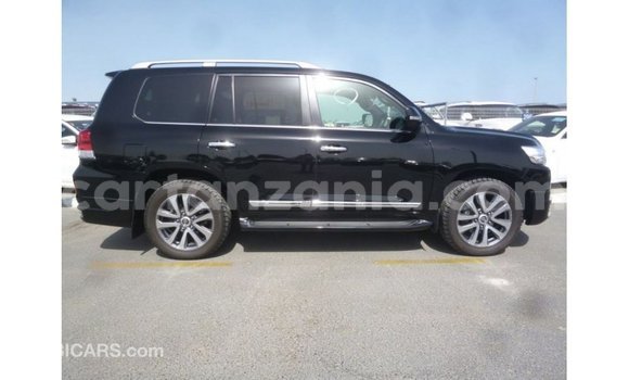 Nunua Imported Toyota Land Cruiser Nyeusi Gari ndani ya Import - Dubai nchini Arusha Nunua Imported Toyota Land Cruiser Nyeusi Gari ndani ya Import - Dubai nchini Arusha