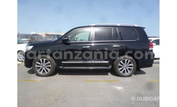 Nunua Imported Toyota Land Cruiser Nyeusi Gari ndani ya Import - Dubai nchini Arusha Nunua Imported Toyota Land Cruiser Nyeusi Gari ndani ya Import - Dubai nchini Arusha