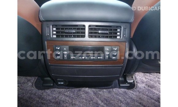 Nunua Imported Toyota Land Cruiser Nyeusi Gari ndani ya Import - Dubai nchini Arusha Nunua Imported Toyota Land Cruiser Nyeusi Gari ndani ya Import - Dubai nchini Arusha