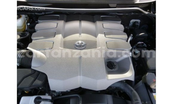 Nunua Imported Toyota Land Cruiser Nyeusi Gari ndani ya Import - Dubai nchini Arusha Nunua Imported Toyota Land Cruiser Nyeusi Gari ndani ya Import - Dubai nchini Arusha