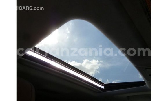 Nunua Imported Toyota Land Cruiser Nyekundu Gari ndani ya Import - Dubai nchini Arusha Nunua Imported Toyota Land Cruiser Nyekundu Gari ndani ya Import - Dubai nchini Arusha