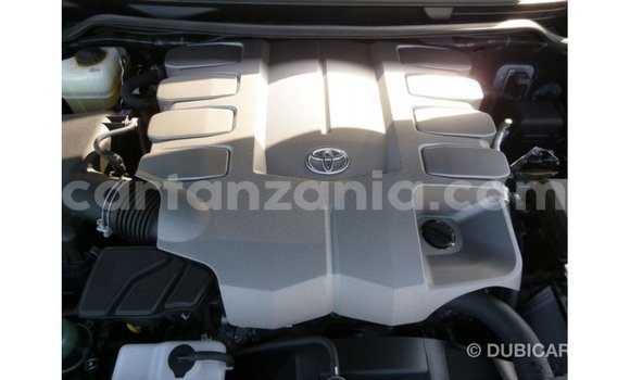 Nunua Imported Toyota Land Cruiser Nyeusi Gari ndani ya Import - Dubai nchini Arusha Nunua Imported Toyota Land Cruiser Nyeusi Gari ndani ya Import - Dubai nchini Arusha