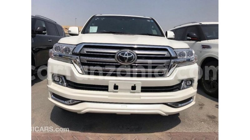 Big with watermark toyota land cruiser arusha import dubai 8394