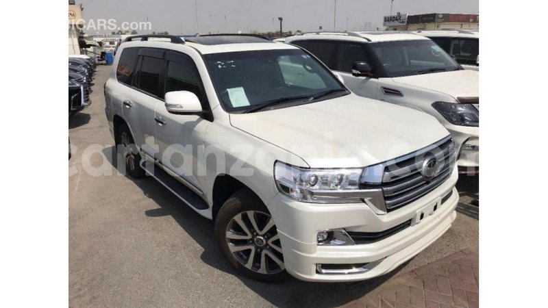 Big with watermark toyota land cruiser arusha import dubai 8394