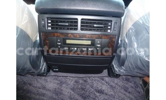 Nunua Imported Toyota Land Cruiser Nyingine Gari ndani ya Import - Dubai nchini Arusha Nunua Imported Toyota Land Cruiser Nyingine Gari ndani ya Import - Dubai nchini Arusha