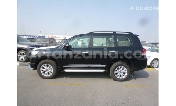 Buy Import Toyota Land Cruiser Black Car in Import - Dubai in Arusha Buy Import Toyota Land Cruiser Black Car in Import - Dubai in Arusha