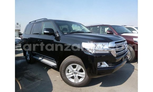 Nunua Imported Toyota Land Cruiser Nyeusi Gari ndani ya Import - Dubai nchini Arusha Nunua Imported Toyota Land Cruiser Nyeusi Gari ndani ya Import - Dubai nchini Arusha