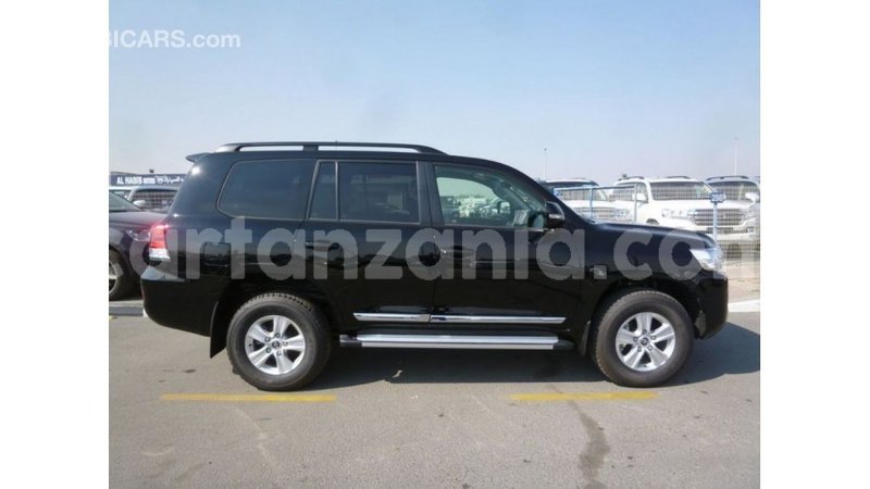 Big with watermark toyota land cruiser arusha import dubai 8397