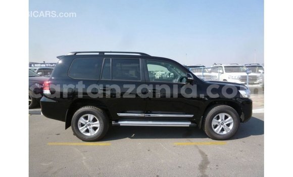 Nunua Imported Toyota Land Cruiser Nyeusi Gari ndani ya Import - Dubai nchini Arusha Nunua Imported Toyota Land Cruiser Nyeusi Gari ndani ya Import - Dubai nchini Arusha