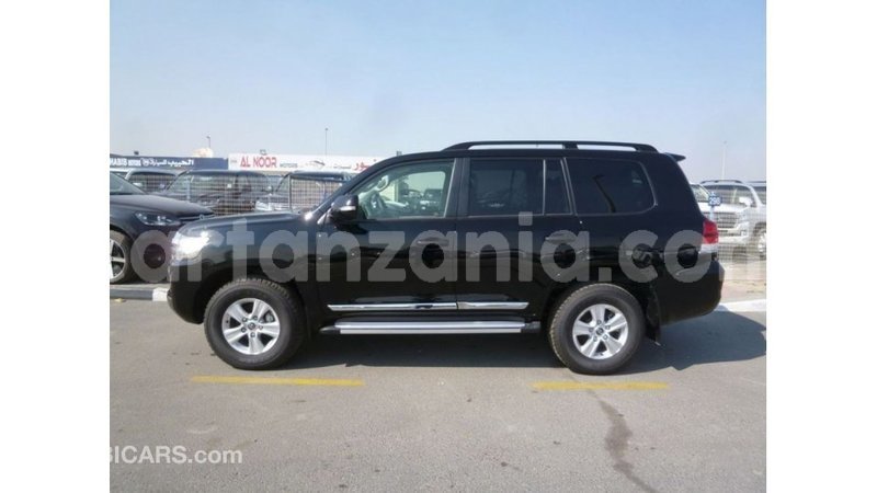 Big with watermark toyota land cruiser arusha import dubai 8397