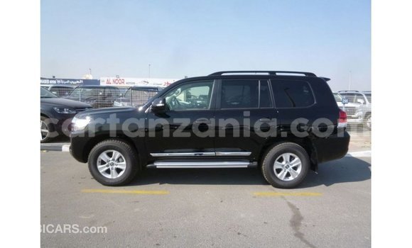 Nunua Imported Toyota Land Cruiser Nyeusi Gari ndani ya Import - Dubai nchini Arusha Nunua Imported Toyota Land Cruiser Nyeusi Gari ndani ya Import - Dubai nchini Arusha