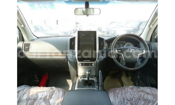 Buy Import Toyota Land Cruiser Black Car in Import - Dubai in Arusha Buy Import Toyota Land Cruiser Black Car in Import - Dubai in Arusha