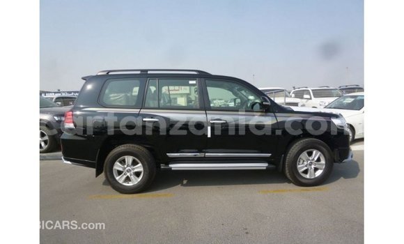 Buy Import Toyota Land Cruiser Black Car in Import - Dubai in Arusha Buy Import Toyota Land Cruiser Black Car in Import - Dubai in Arusha