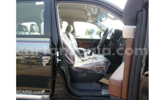 Buy Import Toyota Land Cruiser Black Car in Import - Dubai in Arusha Buy Import Toyota Land Cruiser Black Car in Import - Dubai in Arusha