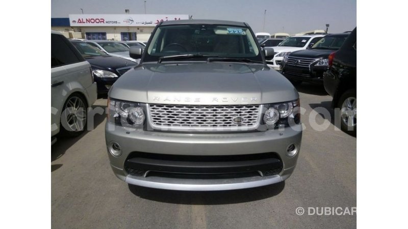 Big with watermark land rover range rover arusha import dubai 8399