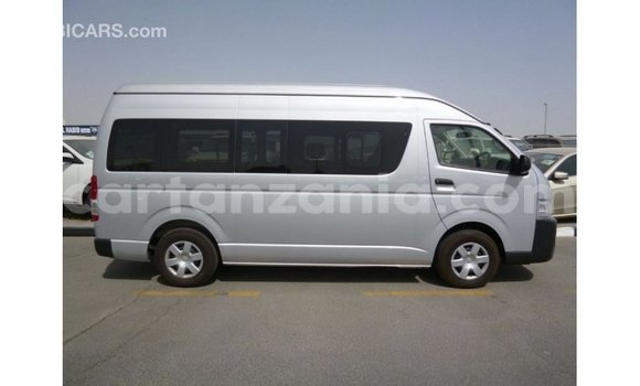 Buy Import Toyota Hiace Other Car in Import - Dubai in Arusha Buy Import Toyota Hiace Other Car in Import - Dubai in Arusha