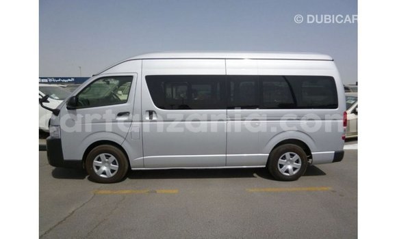 Buy Import Toyota Hiace Other Car in Import - Dubai in Arusha Buy Import Toyota Hiace Other Car in Import - Dubai in Arusha